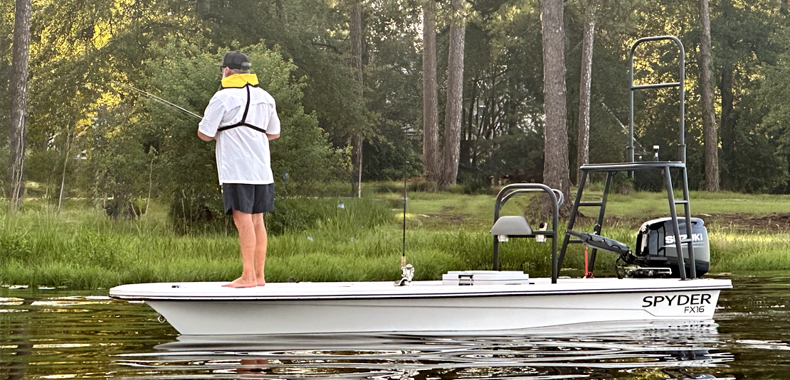 Spyder FX16 - Fishing