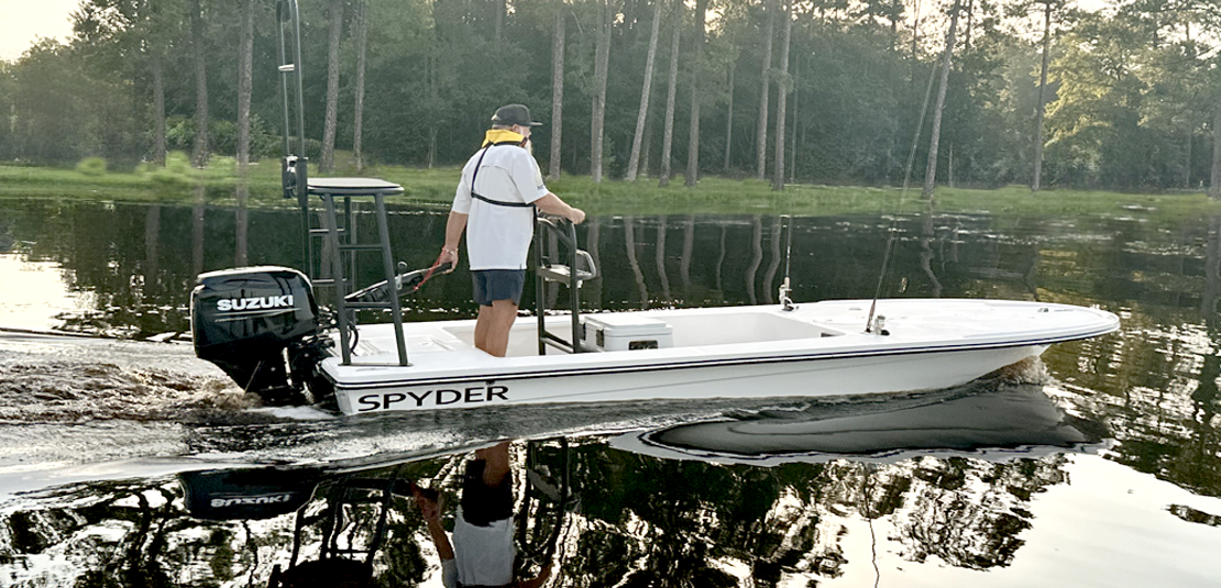 Spyder FX16 - Tiller Running Lakeside
